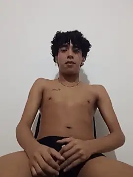 boy max latin online show from June 16, 7:42 am