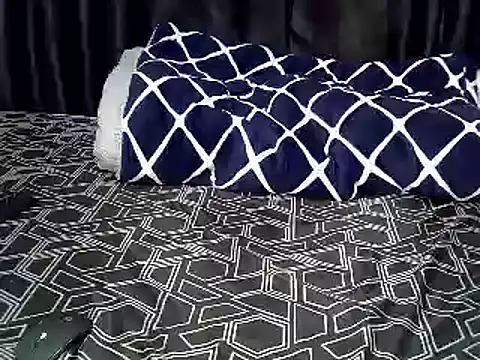 ebonycurvedass online show from July 3, 5:13 am
