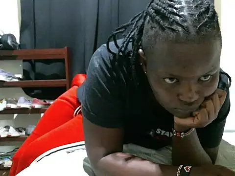 dark-ebonie online show from May 29, 10:24 am