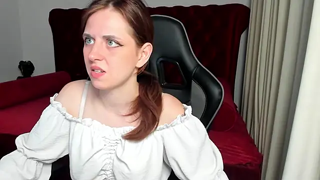 FreyaVeys online show from June 11, 5:15 am