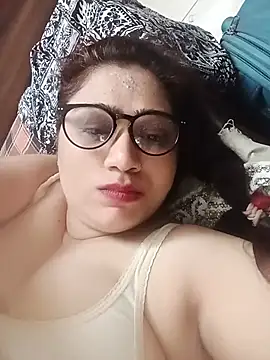 yourchahat27 online show from June 24, 3:49 am