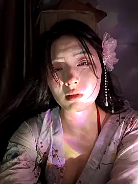 qiyan--baobao online show from May 23, 2:37 pm