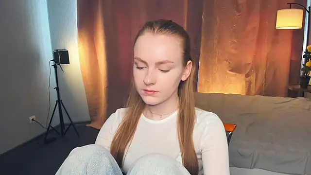 TrishaStoecker online show from June 7, 7:26 am