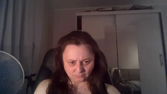 TaylorLovely online show from July 22, 8:10 pm