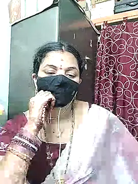 Leela 555 online show from July 25, 3:30 pm