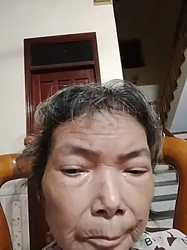 hoadangnguyet online show from May 22, 3:32 pm
