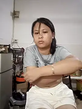 qiyan--mei online show from May 28, 2:37 pm