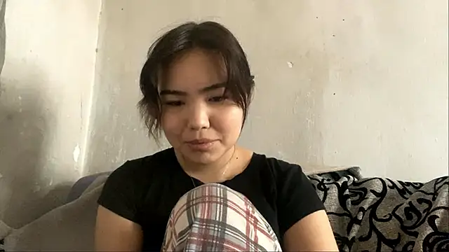 Molly Teddy online show from May 25, 7:40 am