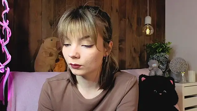 IvoryPesante online show from June 24, 8:52 pm
