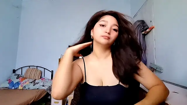 AlluringBabe online show from May 26, 3:17 am