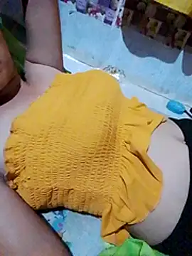 hotmom lyn online show from July 16, 2:43 pm