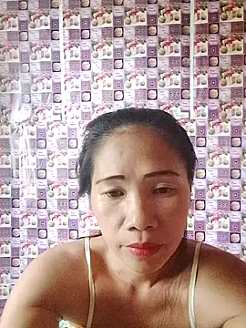 hotmom lyn online show from May 30, 5:49 am