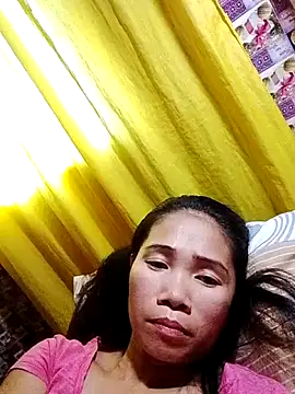 hotmom lyn online show from June 11, 10:06 pm