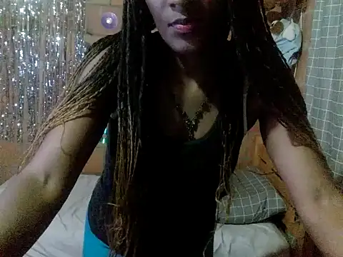 Tinvaldan1204 online show from June 18, 3:30 am
