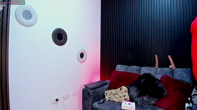 1Mature  Naughty online show from May 28, 7:23 pm