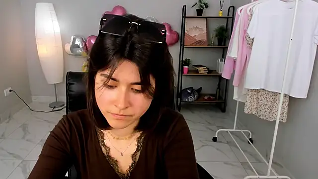 Barbara Little online show from May 27, 12:24 pm
