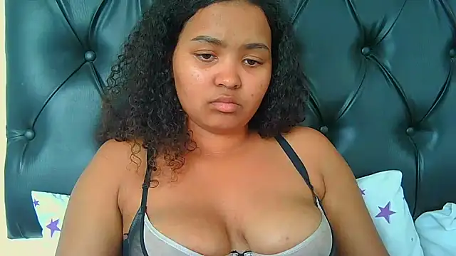indianaphrodite1 online show from June 19, 11:14 am