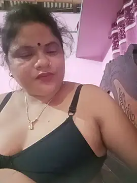 Maya Vabi online show from July 26, 3:09 pm