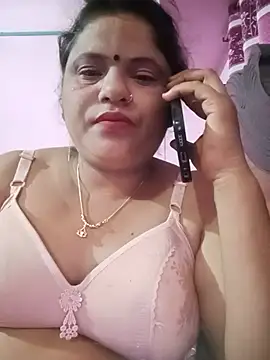 Maya Vabi online show from July 27, 3:20 pm