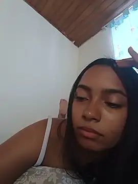 xcleila online show from June 19, 3:26 pm