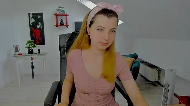 CamelliaStone online show from July 13, 7:53 am