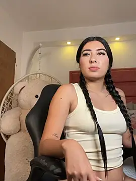 Snapshot of dulce_castro chatting on June 5, 1:17 pm dulce castro online show from June 5, 1:17 pm