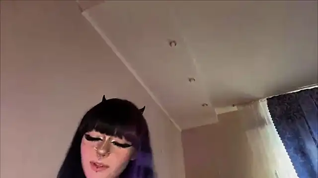 HolyCute online show from June 16, 4:19 pm