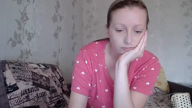 Luna Bliiss online show from June 4, 2:43 pm