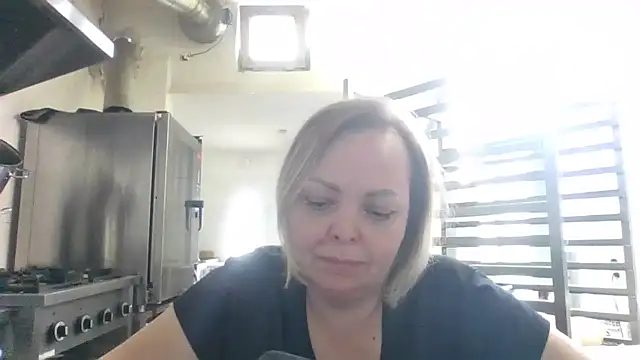 BellaaKiss online show from May 30, 2:15 pm