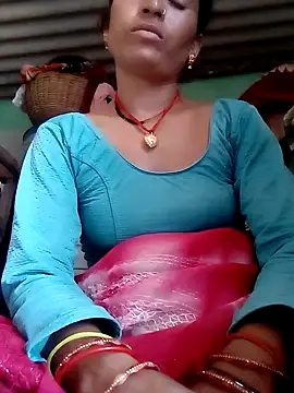 Aarti9080 online show from June 15, 7:41 am
