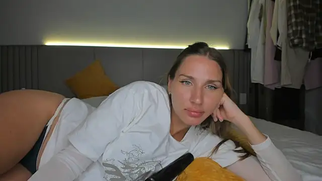 SofiClimbing online show from March 15, 10:39 am