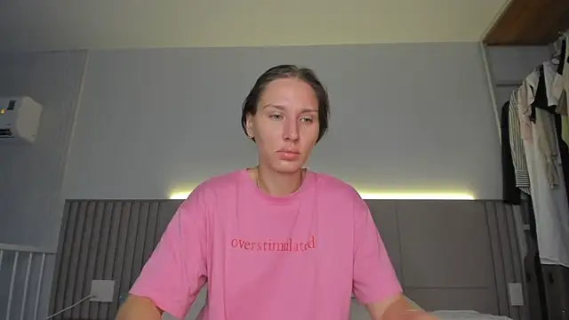 SofiClimbing online show from April 15, 2:01 am