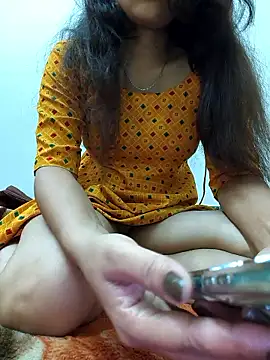 Horny Flora online show from June 5, 9:48 am