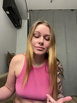 MonoGirl online show from June 4, 8:24 pm