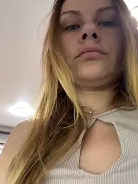 MonoGirl online show from June 23, 5:55 pm