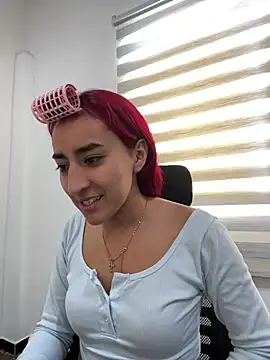 Juliethademon online show from July 14, 2:11 pm