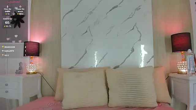 DanniValencia online show from June 28, 9:10 pm