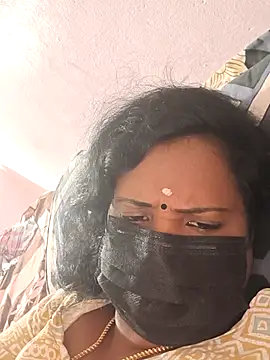 aiswarya143 online show from June 14, 5:30 am