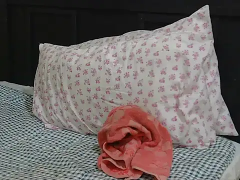kinkydolll online show from July 20, 10:18 am