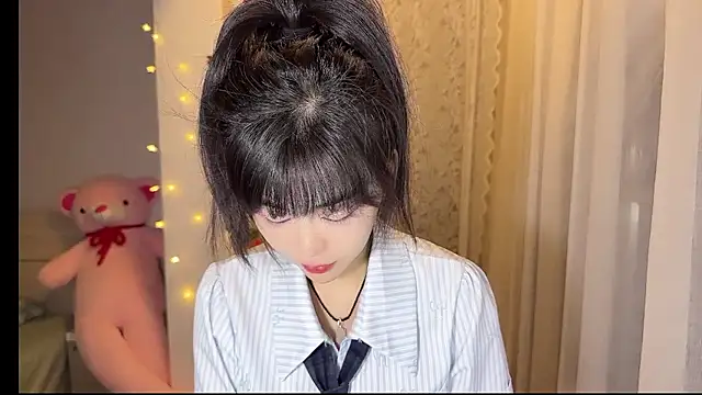 inlkitten online show from July 12, 2:40 pm
