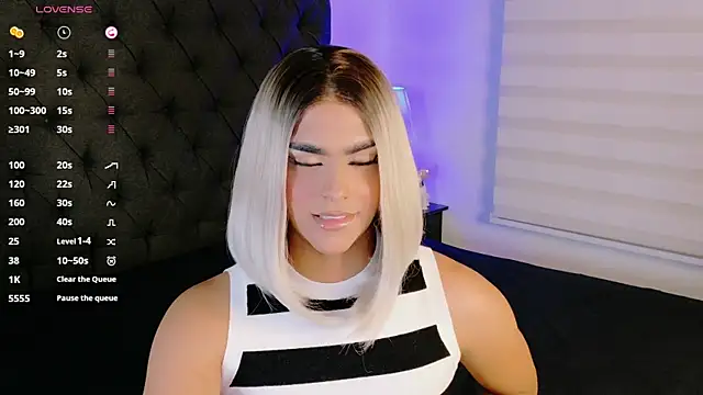 Scarlethvhonparker online show from July 24, 2:42 am