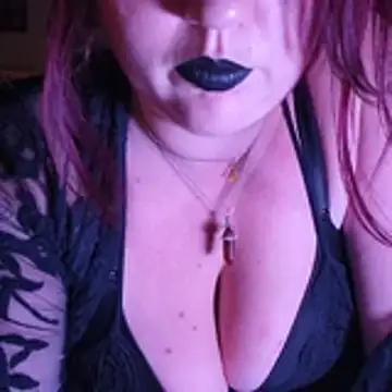 Hellmyra online show from June 30, 8:36 am