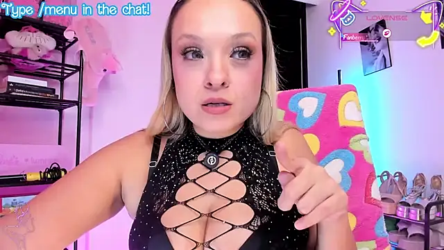 SaraAvila online show from July 27, 4:31 am