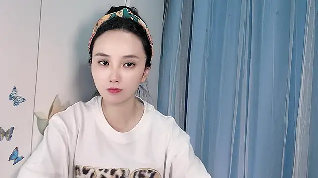 Yesqiko online show from June 26, 2:51 pm
