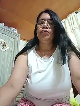 Emilif  online show from July 28, 3:54 pm