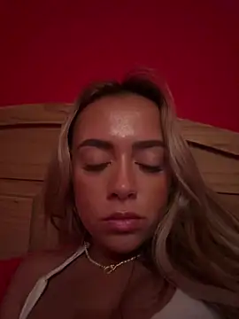 Harrietbronzex online show from August 2, 10:02 pm