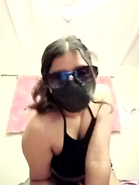 little kitty67 online show from July 24, 5:44 pm