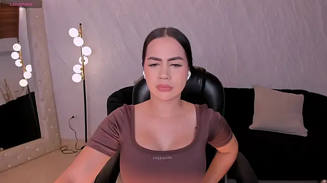 SabrinaMontclair online show from July 6, 8:22 pm