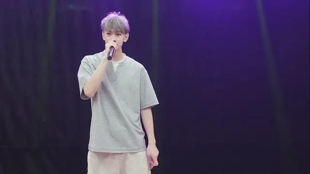 Victoryboy-999 online show from June 22, 3:25 am