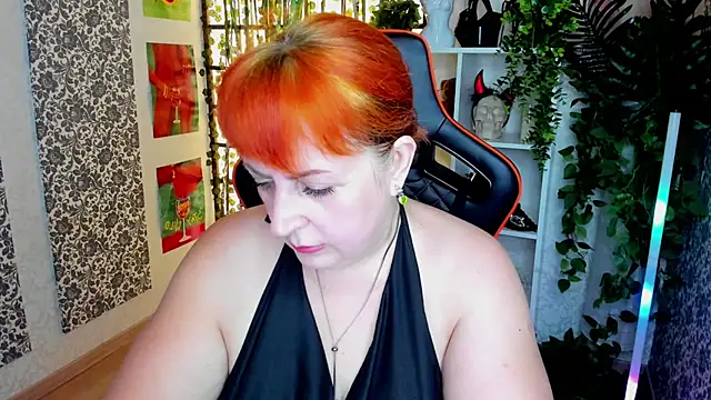 Joana Woods online show from August 6, 8:21 am